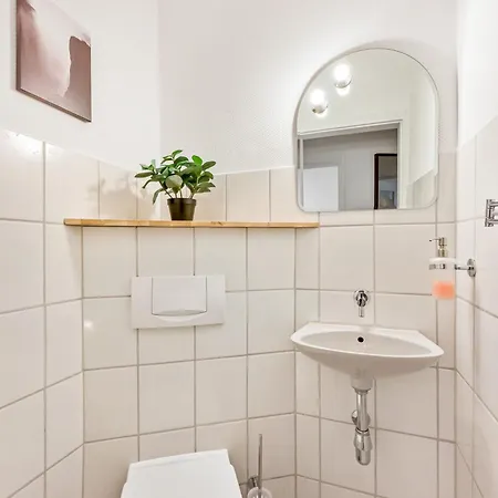 Sali Homes Weinblick Beethoven - Ruhige Feldlage *